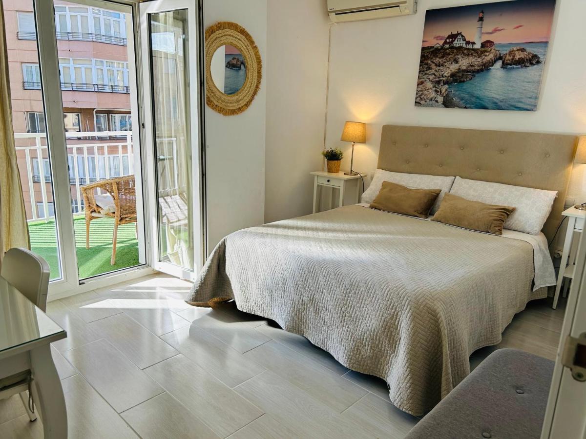 Malagueta Beach Premium Малага Екстер'єр фото
