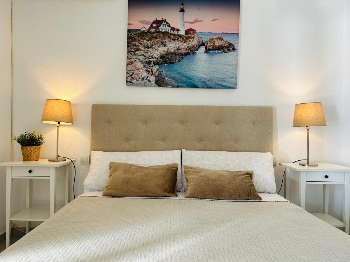 Malagueta Beach Premium Малага Екстер'єр фото